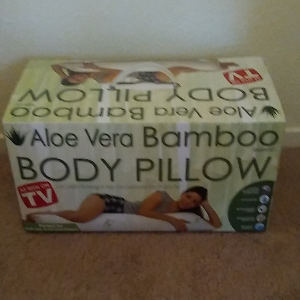 Bamboo body pillow